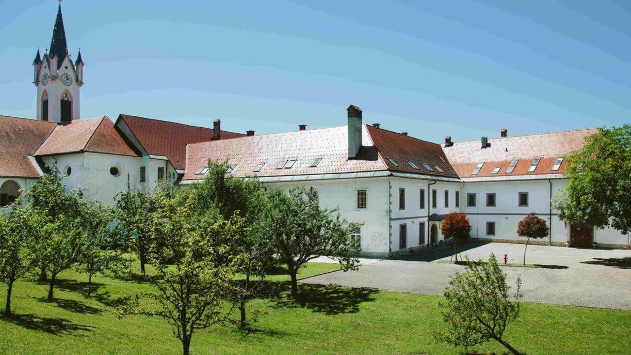 Dišave samostanske kuhinje